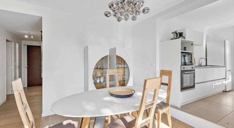 Holiday apartment with patio & yard — photo 5