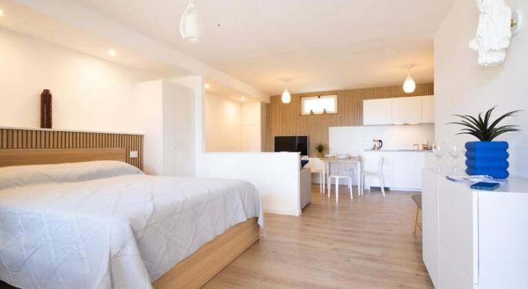 Apartment with 1 room for 3 persons — photo 2