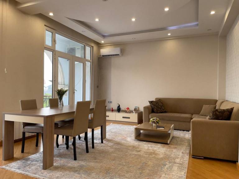 House Sabayil
