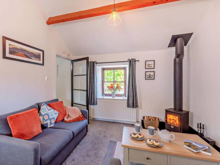 Fully equipped charming cottage | Pets are welcome — photo 2