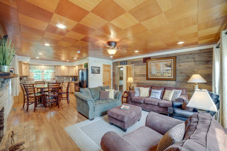 Waterfront Monticello Home w/ Fire Pit & Deck! — photo 3