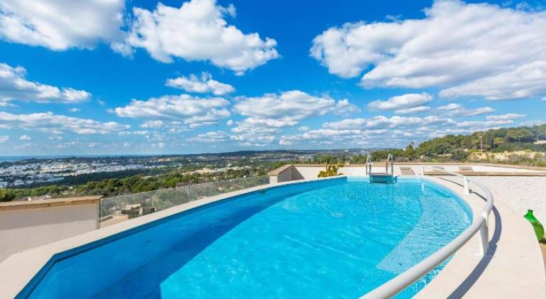 Villa with pool in Castrignano del Capo