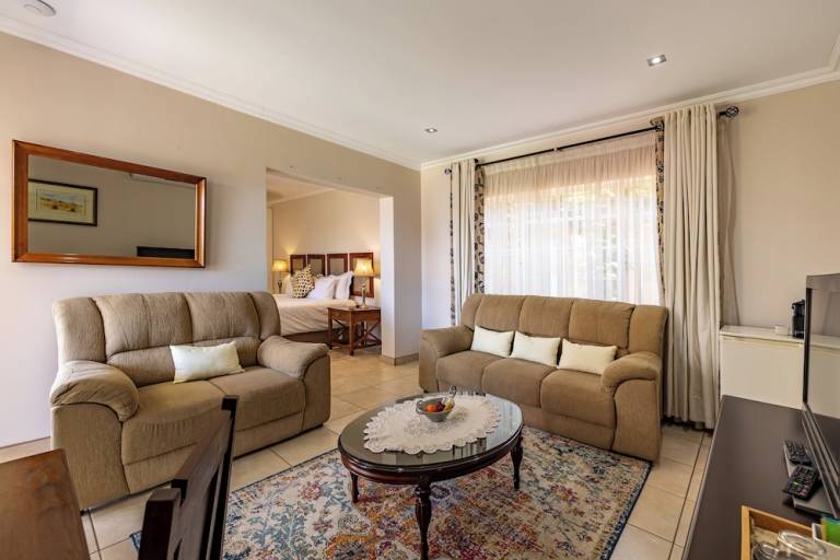 Accommodation Bokatis Store