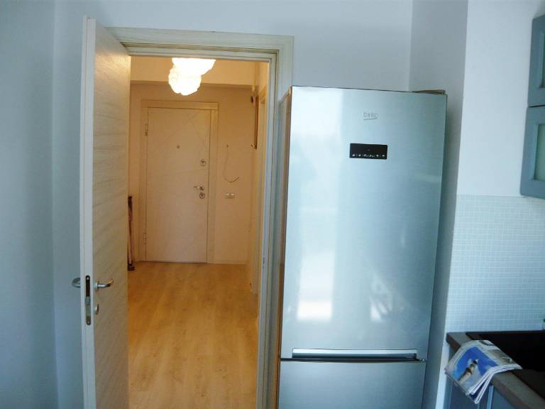 Apartment with garden — photo 4