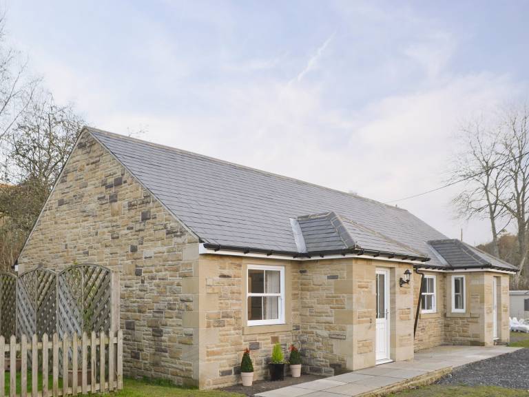 Cottage Falstone