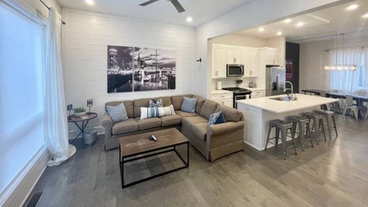 142 M² House ∙ 3 Bedrooms ∙ 10 Guests - Nashville, TN