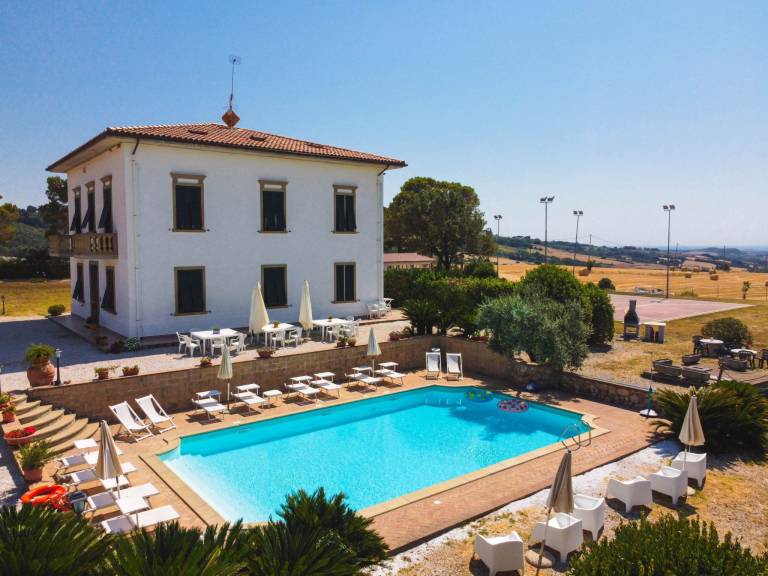 Ferienhaus in Rosignano Marittimo, Pomaia f&uuml;r max. 24 Personen