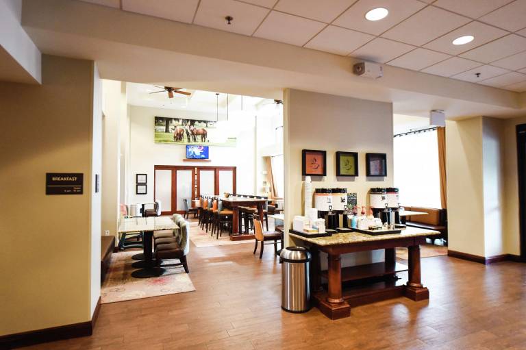 Hampton Inn & Suites Ocala - Belleview — photo 3