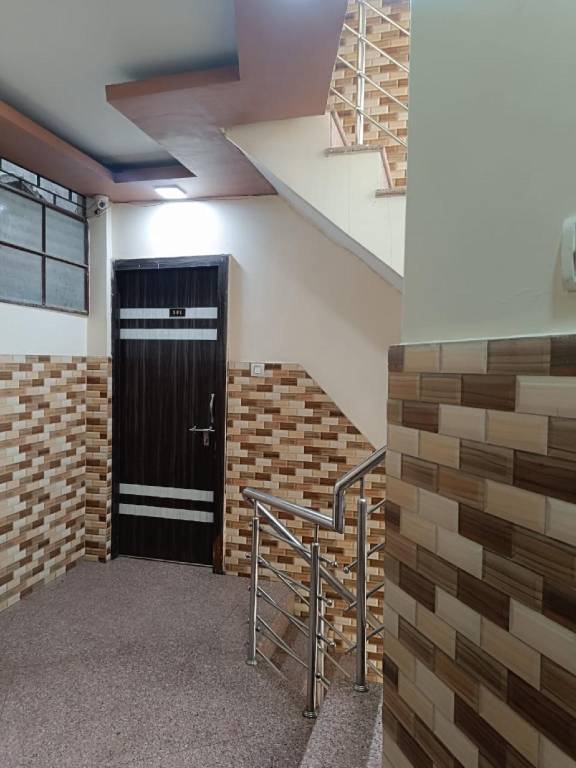 Goroomgo H. M International Nai Sarak Walkable from Gadowalia Varanasi — photo 4