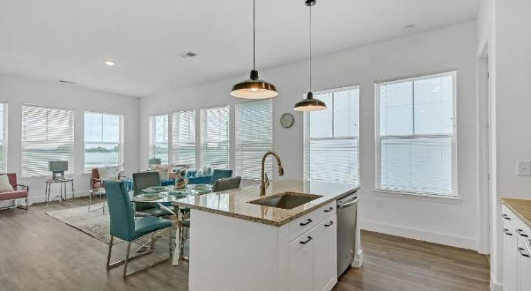 Rental apartment with pool — photo 4
