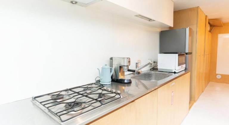 Holiday apartment with patio & jacuzzi | Good for workation — photo 2