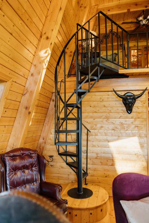 Child-friendly spacious cabin with barbeque & yard | Mountain view | Perfect for remote work | Dogs allowed — photo 3