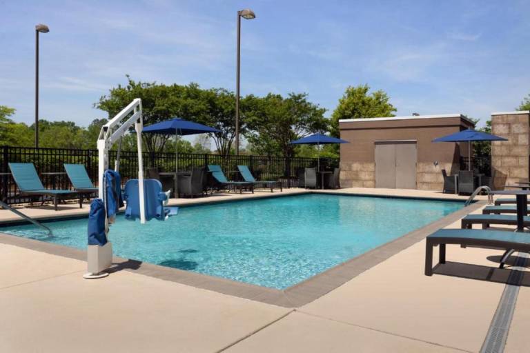 Hampton Inn & Suites Huntsville/Research Park Area — photo 5