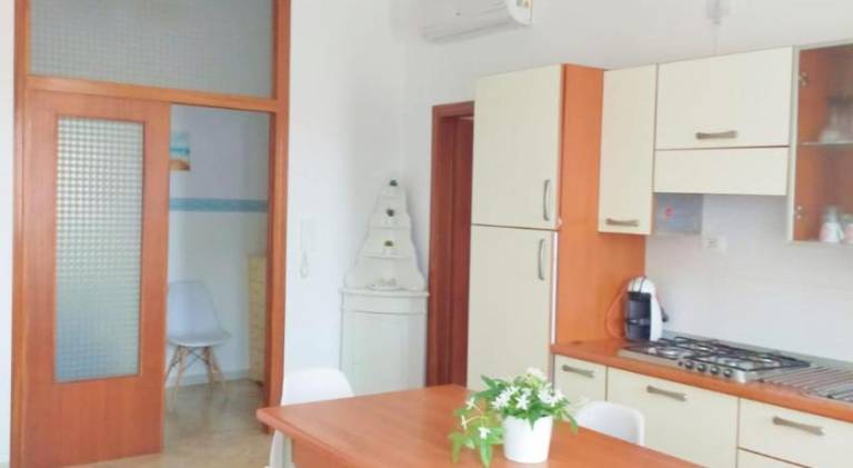 Rental apartment with 2 rooms for 6 persons — photo 2