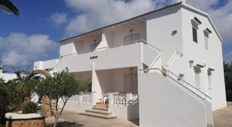 Apartment with private pool, patio & yard | Close to the beach | Dogs allowed in Ciutadella de Menorca