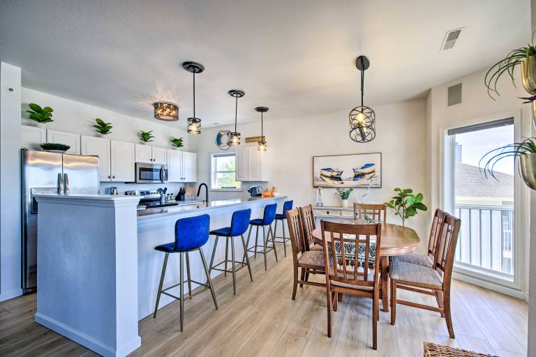Lake Views + Pool Access: Lake Ozark Condo! — photo 2