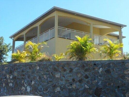 Villa  Trois Bassins