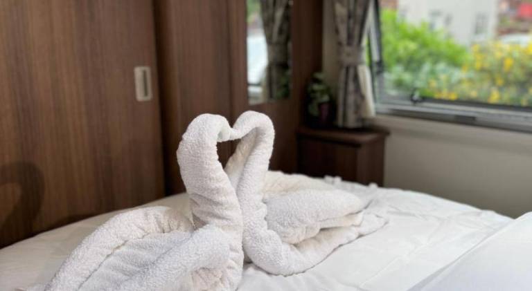 Tayys Inn Luxury Camp in Birmingham