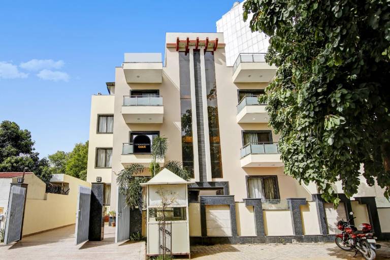 Hotel O Birdhouse Residency in Gurugram