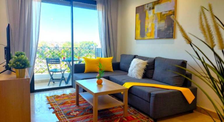 Beautiful rental apartment with terrace | Suitable for remote work | Pets allowed in Casablanca