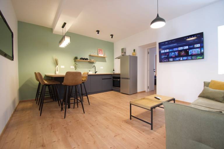 Apartment with fast internet | City view — photo 5