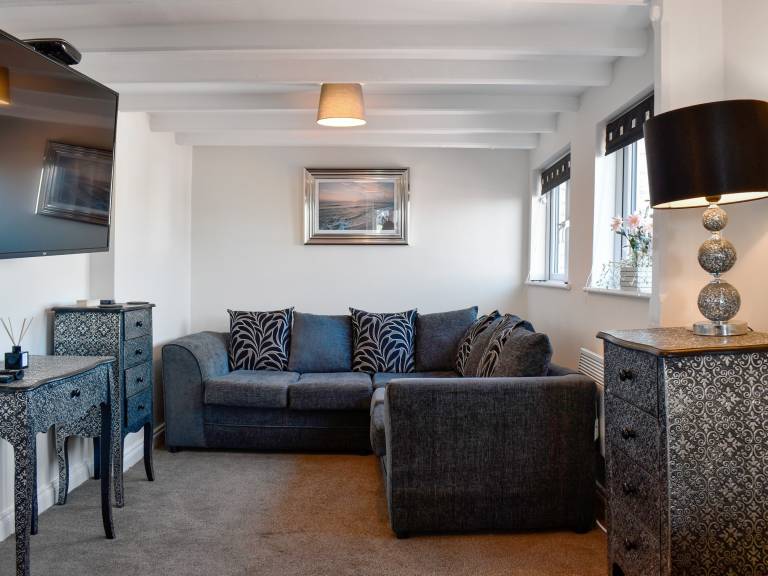 Rental apartment | River view — photo 3