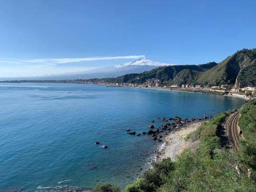 Villa  Giardini Naxos