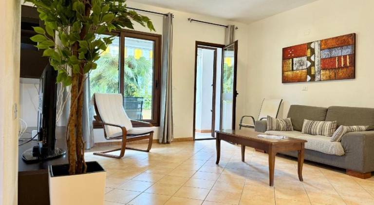 Beautiful rental apartment with terrace | Pets allowed — photo 3