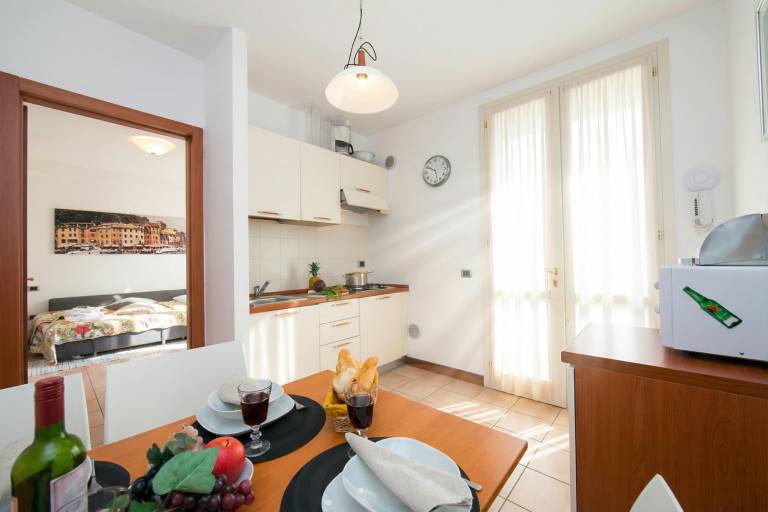 Child-friendly rental apartment with patio, grill & garden | Lake view | Close to the beach | Dogs allowed — photo 4