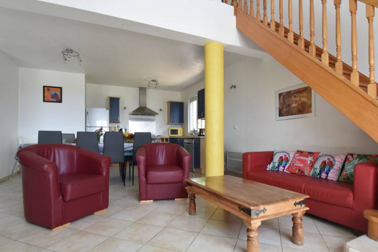 Family-friendly villa with terrace, grill & yard | Nature view | Pet-friendly — photo 2