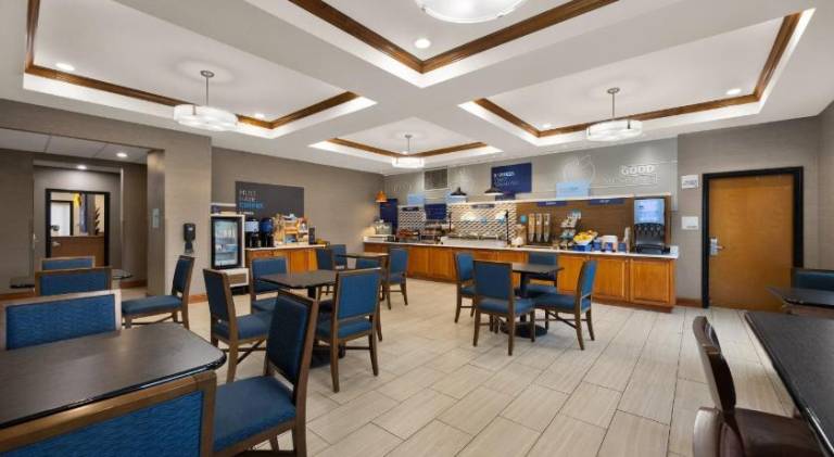 Holiday Inn Express Hotel & Suites Limon I-70/Exit 359 By IHG — photo 3
