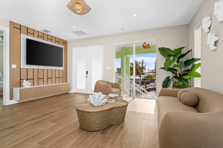 Child-friendly beautiful villa with fast internet, yard & grill | Sea view | Close to the beach | Dogs allowed — photo 3