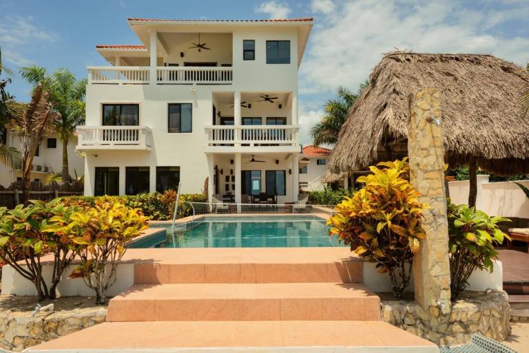 Villa Plantation