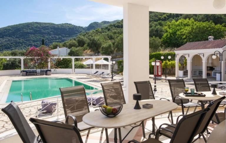 Dazzling Corfu Villa Villa Gwaihir 7 Bedrooms Spacious Sun Terrace — photo 3