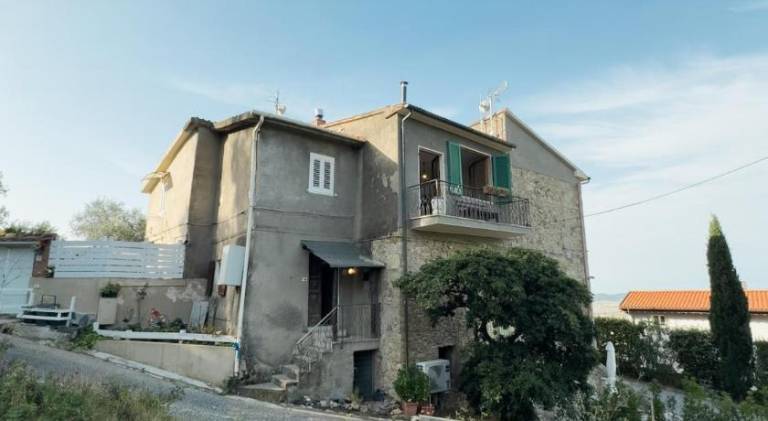 Holiday apartment with patio | Pets allowed in Santa Luce