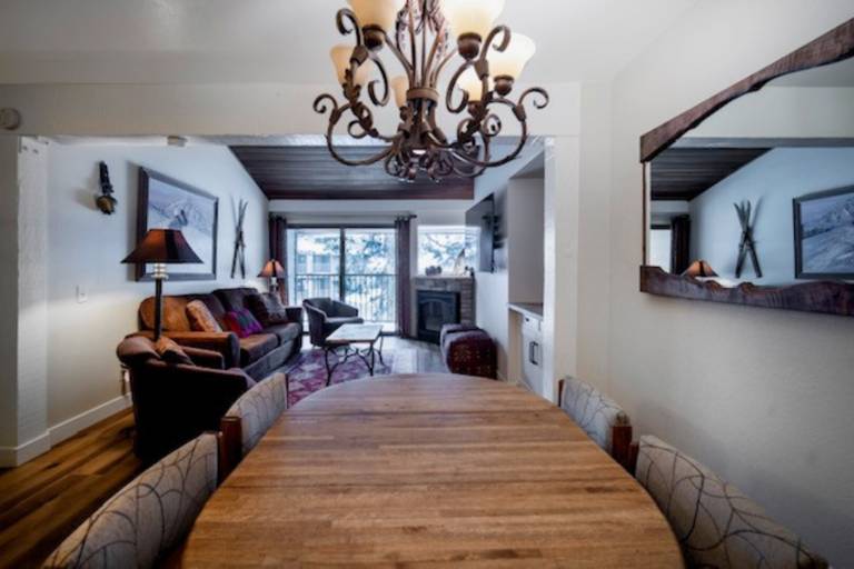 Condo with private pool — photo 4