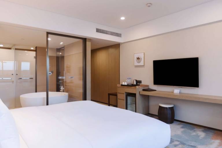 Resort  Yulong