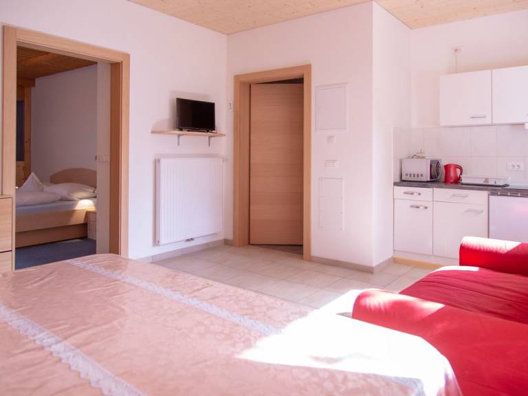 Ferienwohnung mit Hund in Naturns für max. 4 Personen Ferienwohnung mit Hund in Naturns für max. 4 Personen