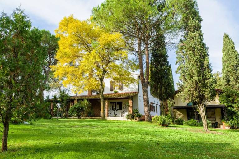 Country villa with outbuilding and private pool-Tamerici 9 — photo 2