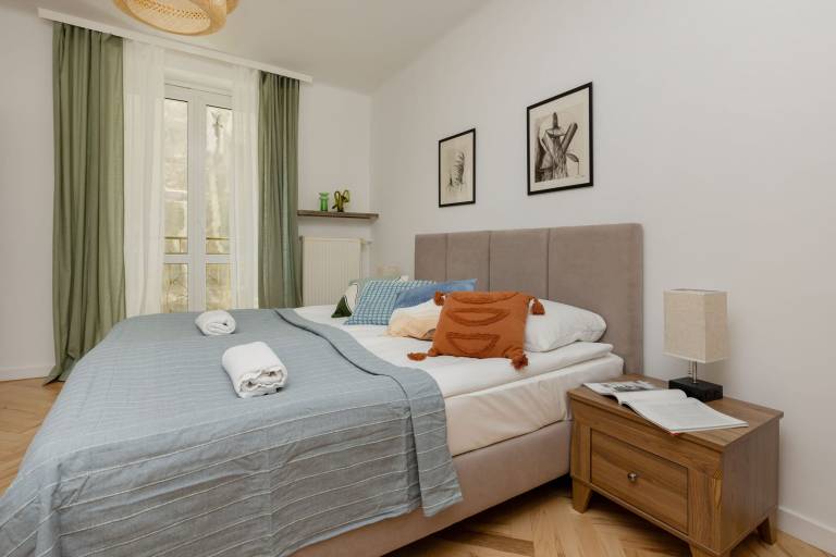 Family-oriented rental apartment with fast internet | Close to Palace of Culture and Science | Pet-friendly — photo 2