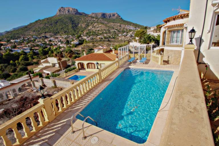 Fully equipped villa with private pool, garden & barbeque | Mountain view | Beach nearby | Pets are welcome — photo 2