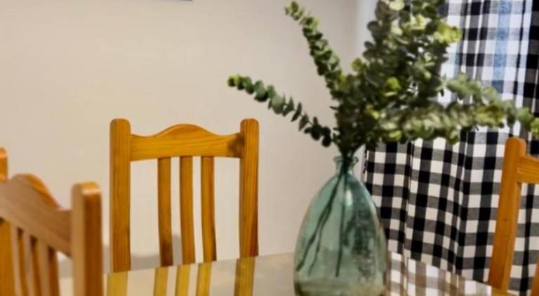 Vacation home with terrace — photo 4