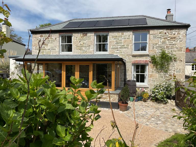 Cottage with garden | Beach view in Falmouth
