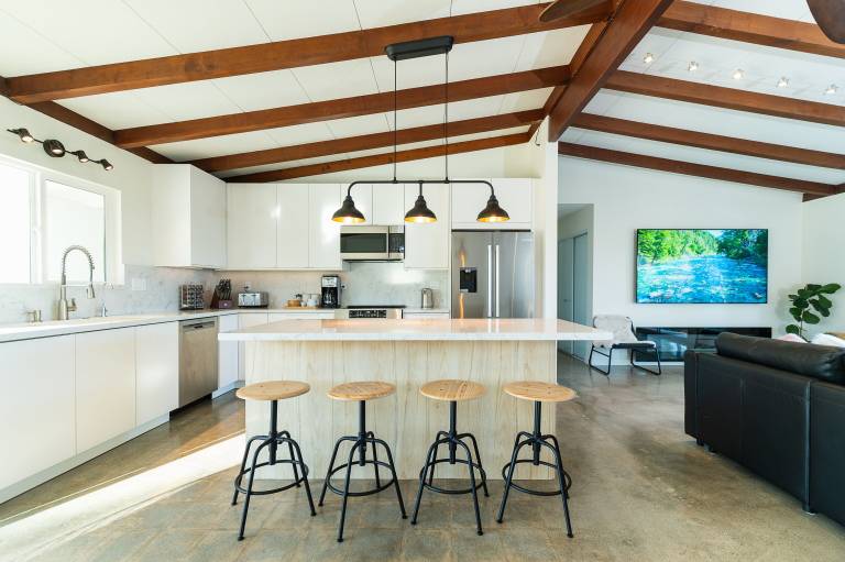 Villa West Hills