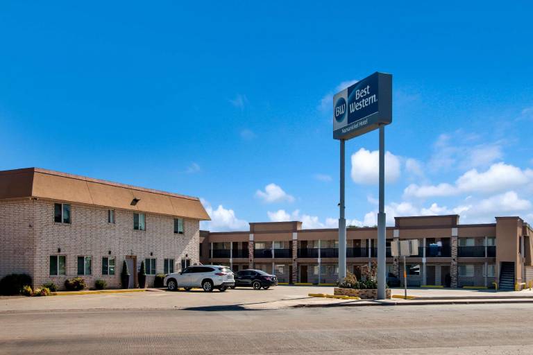 Best Western Nursanickel Hotel in Dalhart, TX