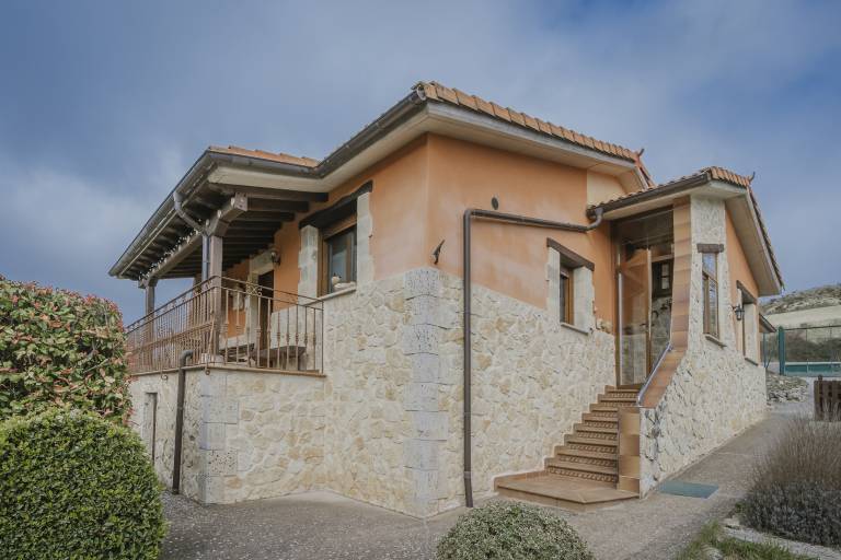 Casa Cardeñuela Riopico
