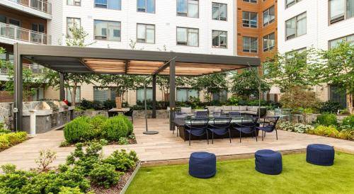 Serviced apartment with patio & garden — photo 5