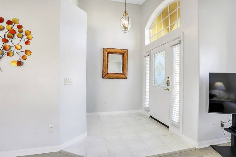 Fully equipped pleasant house with garden, grill & private pool | Pets allowed — photo 2