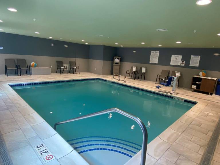 Holiday Inn Express and Suites Camas - Vancouver By IHG in Vancouver, WA