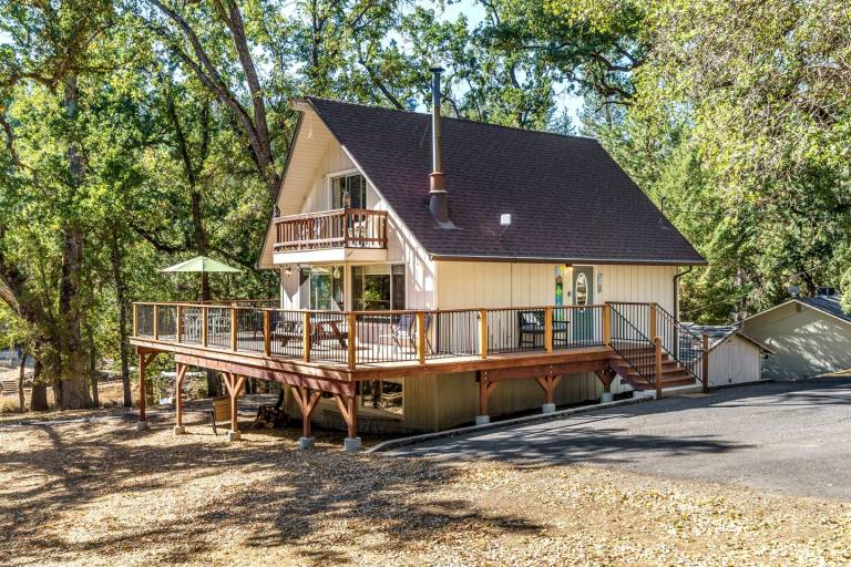 House Groveland